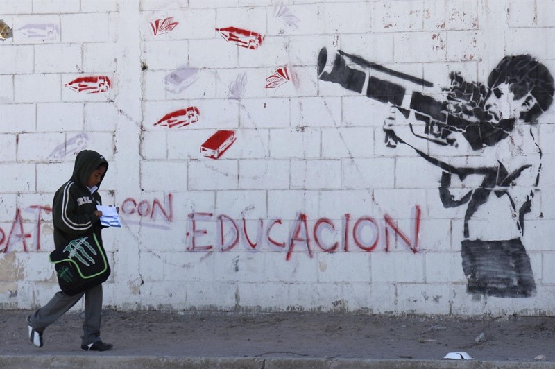 Hay 460 mil niños del narcotráfico en México