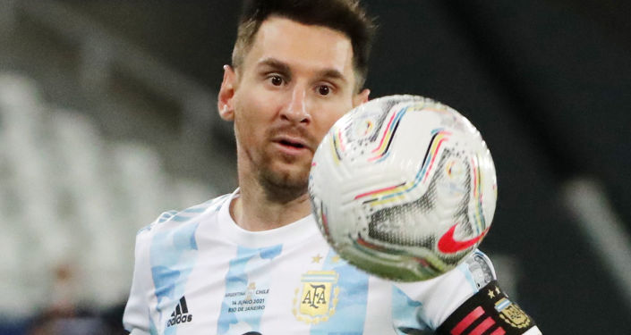 Messi deja a los fanáticos asombrados mientras juega en la semifinal de la Copa América con tobillo sangrante